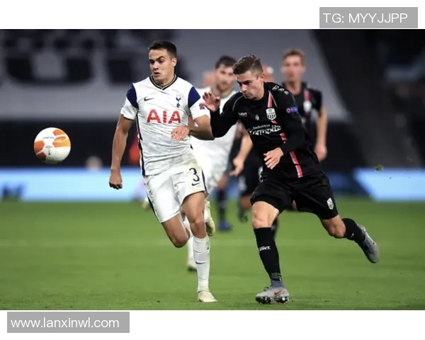 曾师从两位皇马教练,现在他为家园踢湘超